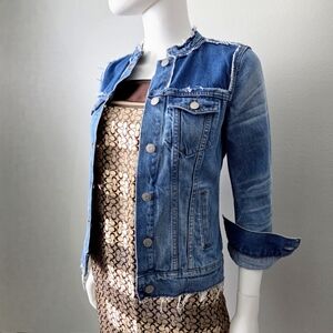 Madewell Distressed 2-Tone Jean Jacket With Cutoff Collar, 100% Cotton, Size XS